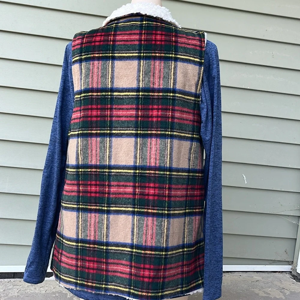 Like new Maurices plaid vest - Picture 7 of 13